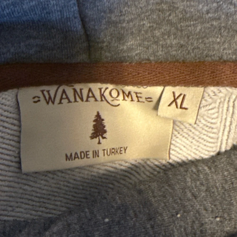 Wanakome Xander cowl neck color block hoodie - Picture 11 of 12